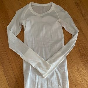 Lululemon Swiftly Tech Long Sleeve